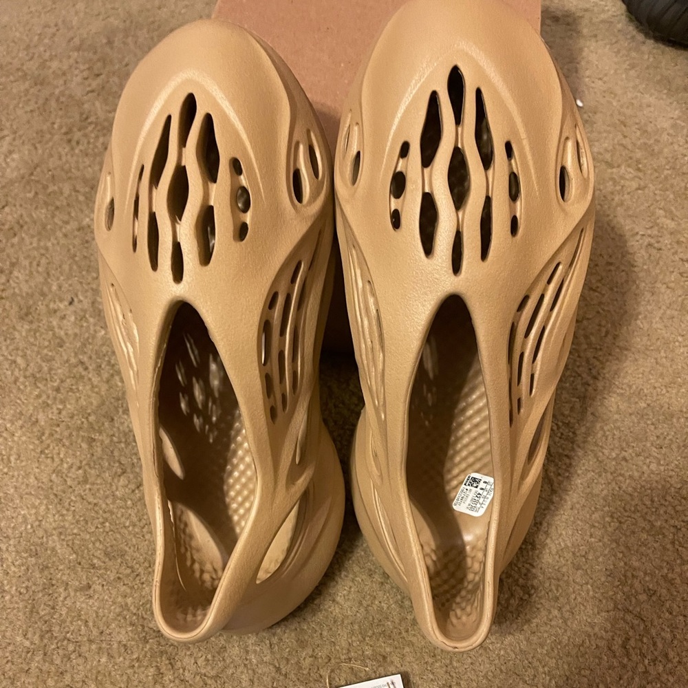 COPY - Yeezy foam runners